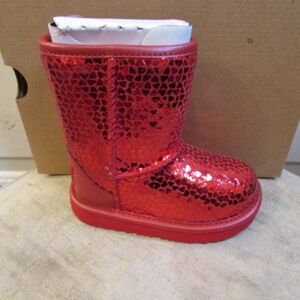 new RED SEQUINS UGG girls T CLASSIC 11 GEL HEARTS Chelsea boots Sz 7